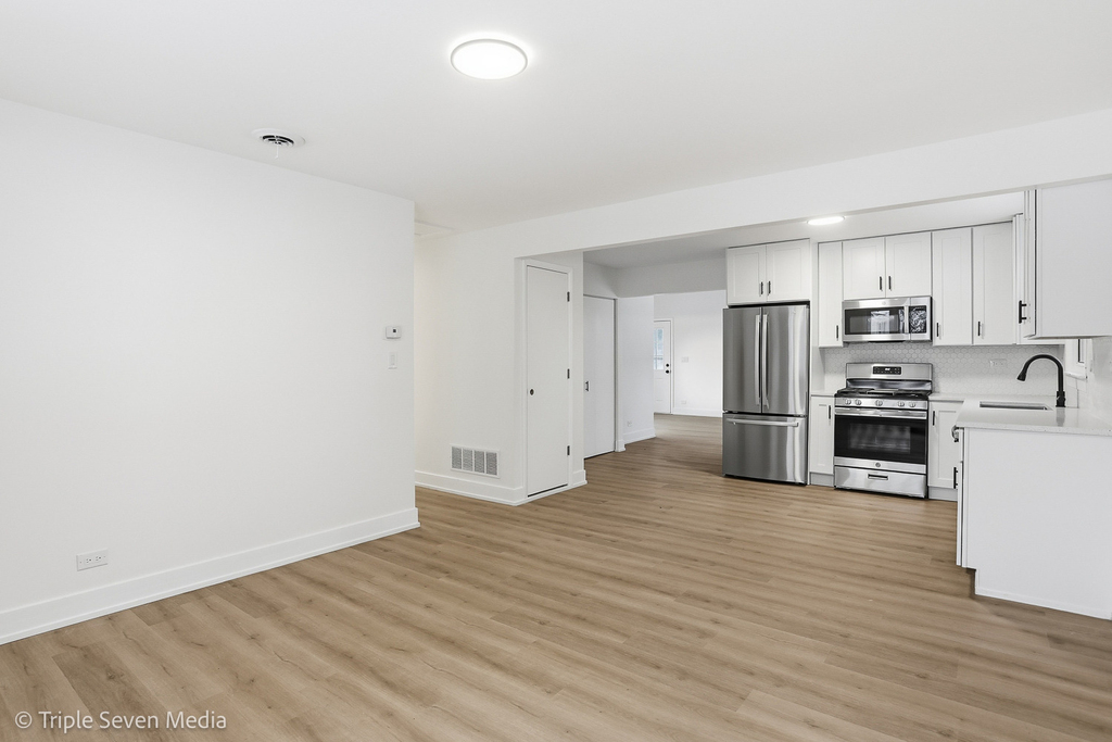 6135 Birmingham Street - Photo 5