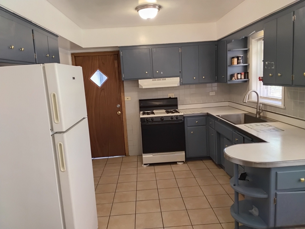 5452 N Central Avenue - Photo 8