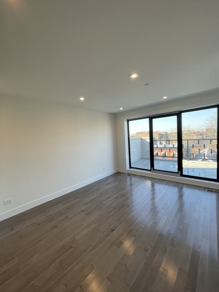 719 N Elizabeth Street - Photo 19