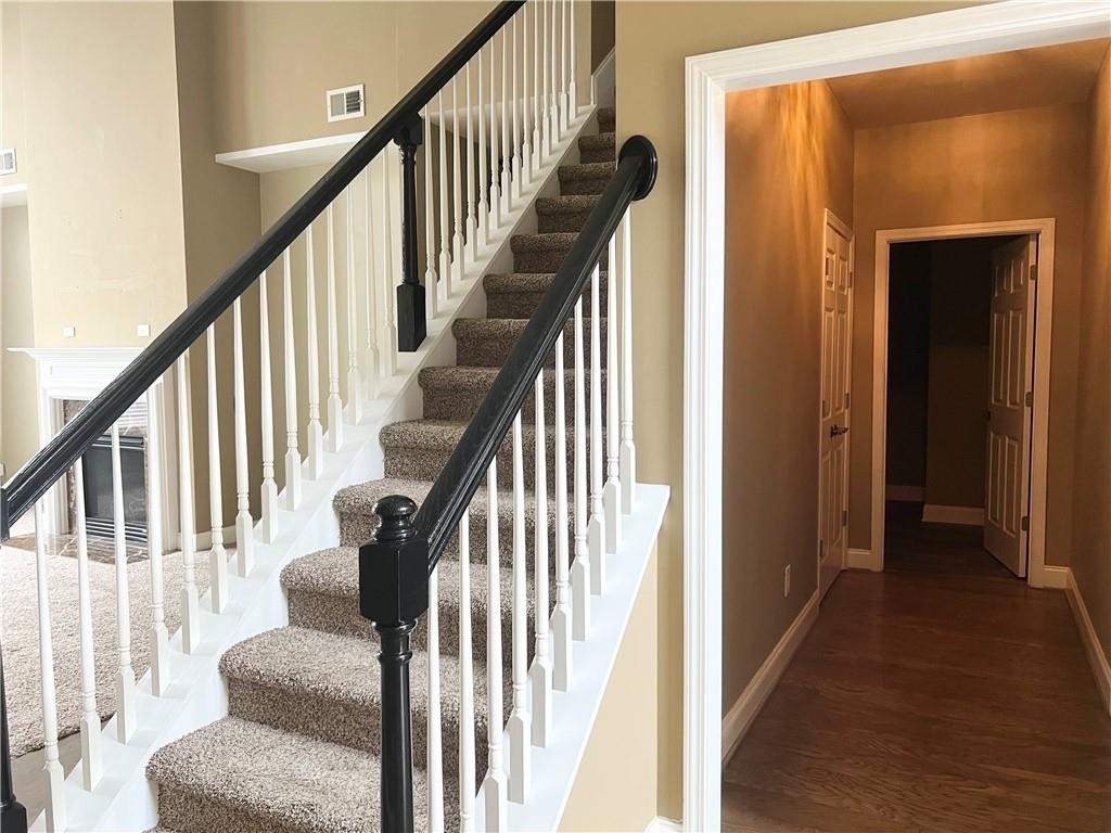 3415 Earhart Way - Photo 11