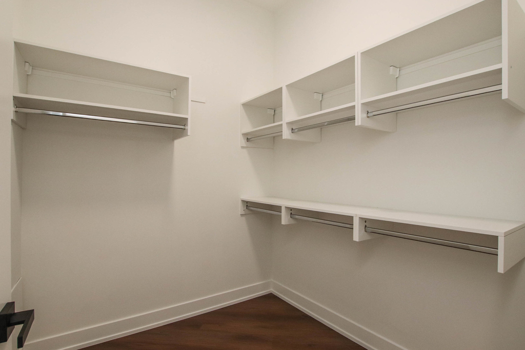 1001 N Milwaukee Avenue - Photo 10
