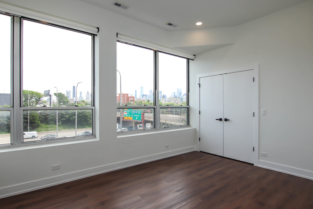 1001 N Milwaukee Avenue - Photo 14