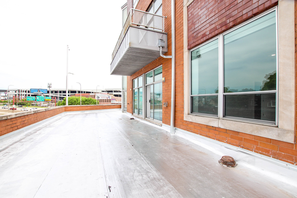 1001 N Milwaukee Avenue - Photo 15