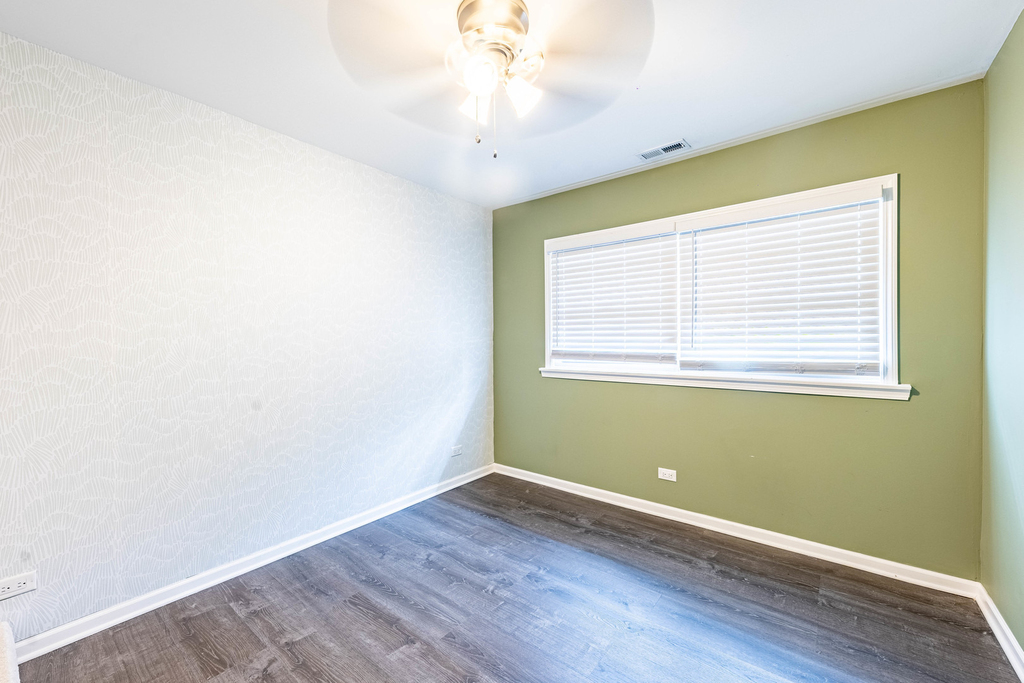 2722 Larkspur Lane - Photo 9