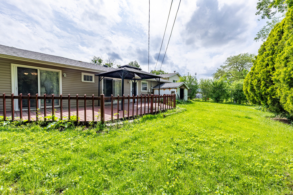 2722 Larkspur Lane - Photo 14
