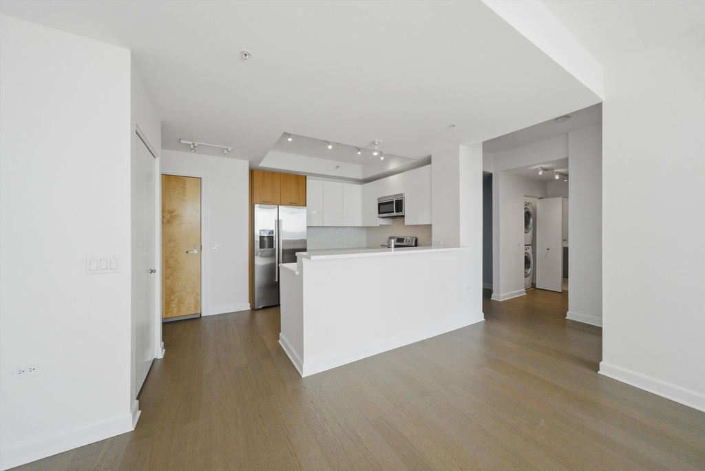 1629 S Prairie Avenue - Photo 8