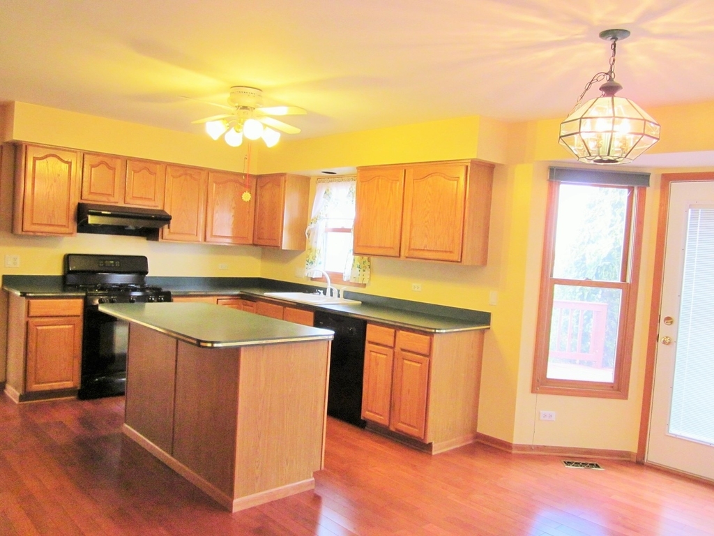 3690 Baybrook Drive - Photo 2