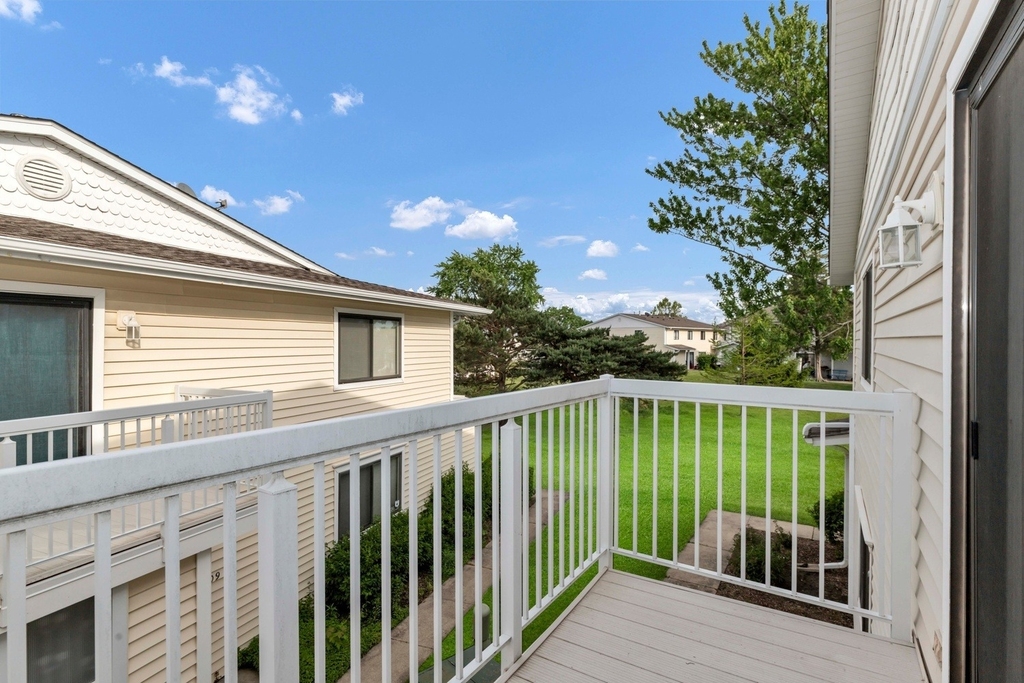 707 Sunfish Point - Photo 4