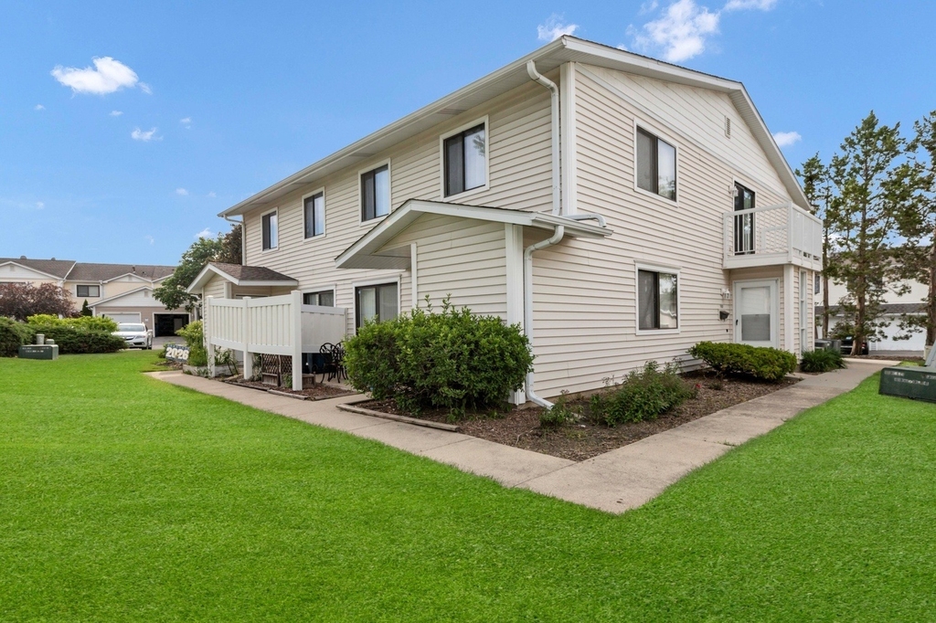 707 Sunfish Point - Photo 2