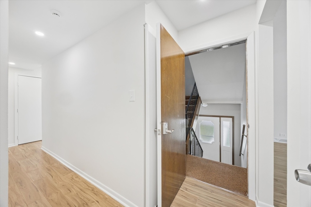 801 Barnsdale Road - Photo 10