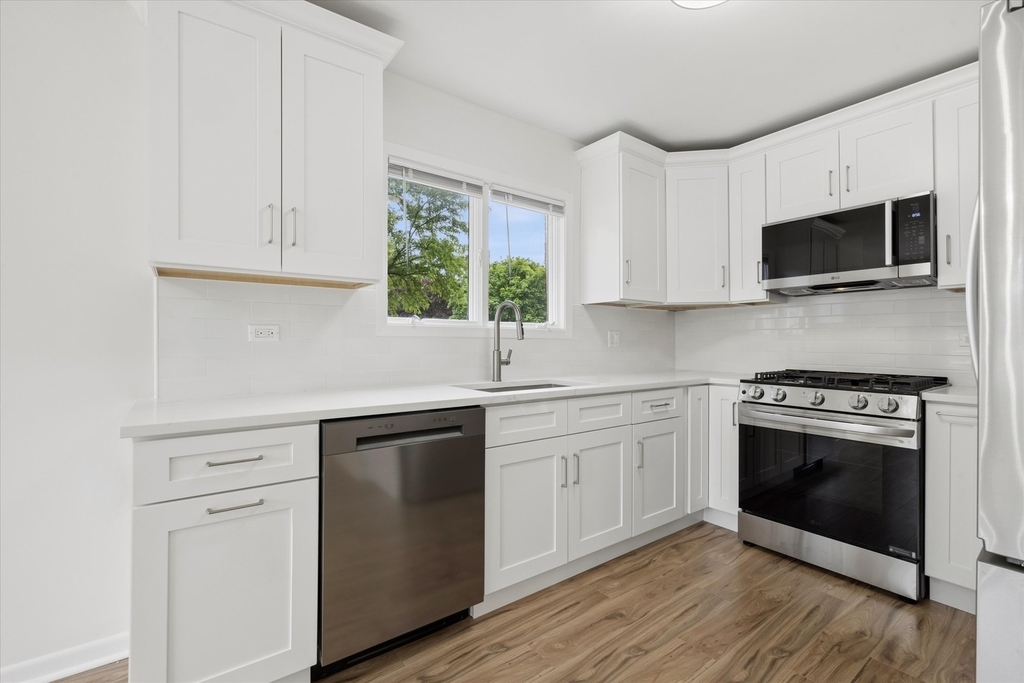 801 Barnsdale Road - Photo 5