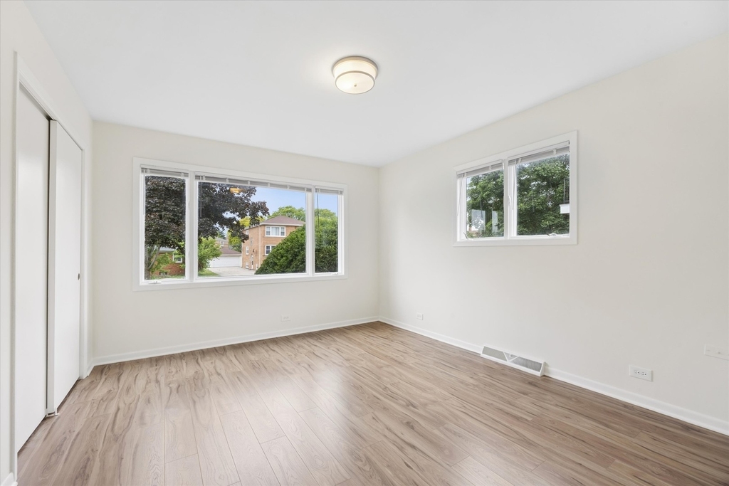 801 Barnsdale Road - Photo 11