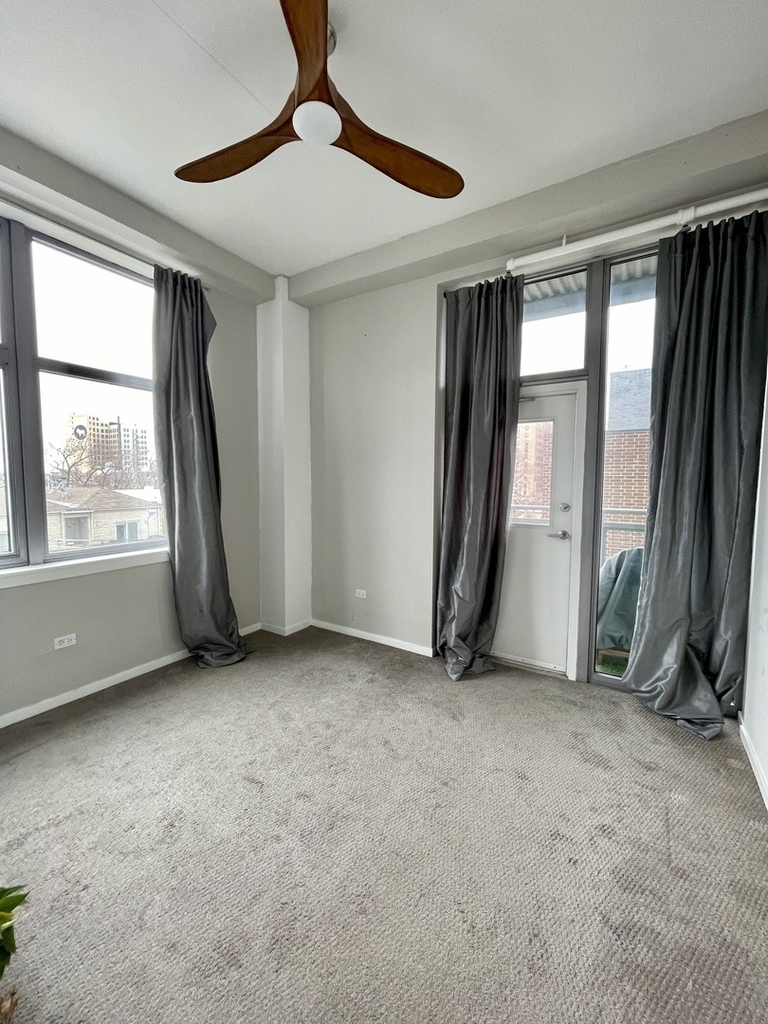 1000 W Leland Avenue - Photo 11