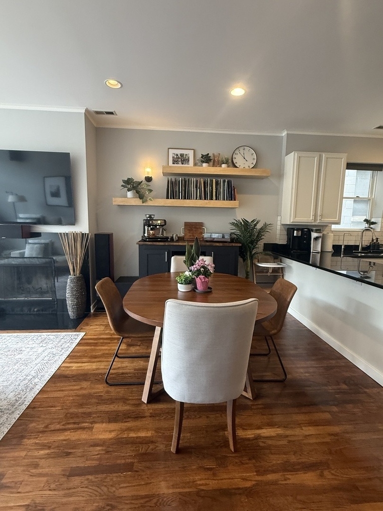 2302 W North Avenue - Photo 5