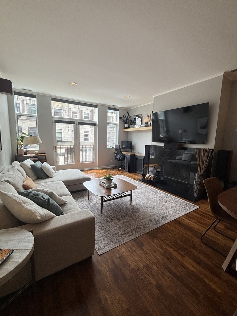 2302 W North Avenue - Photo 1