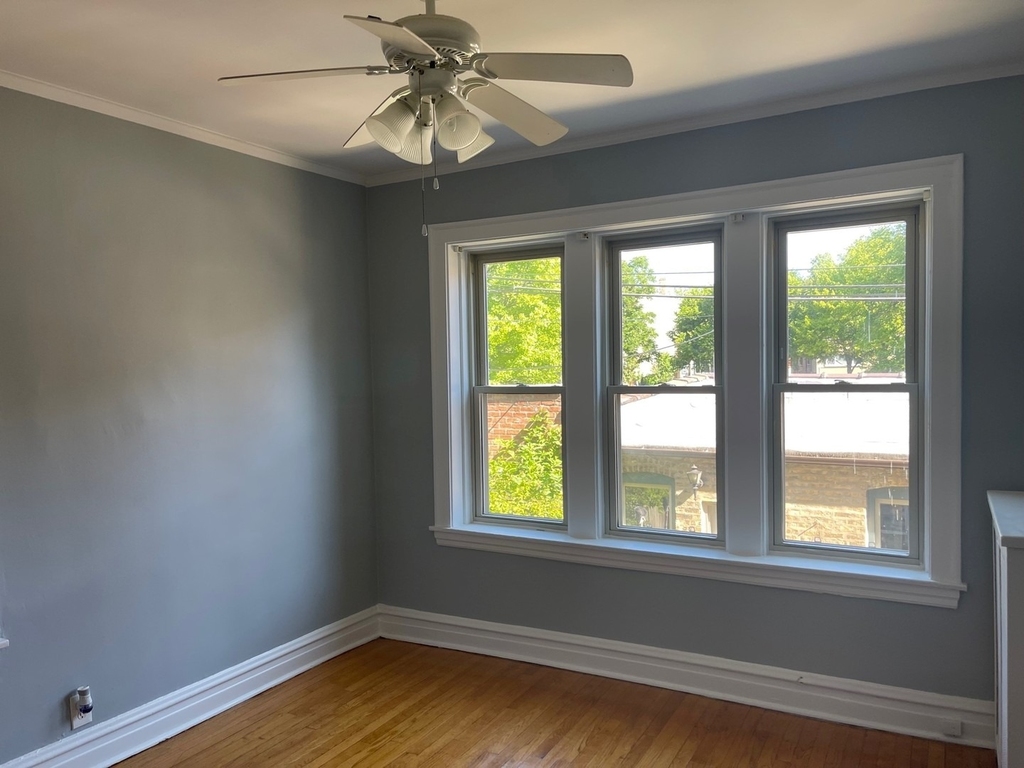 723 Dobson Street - Photo 6