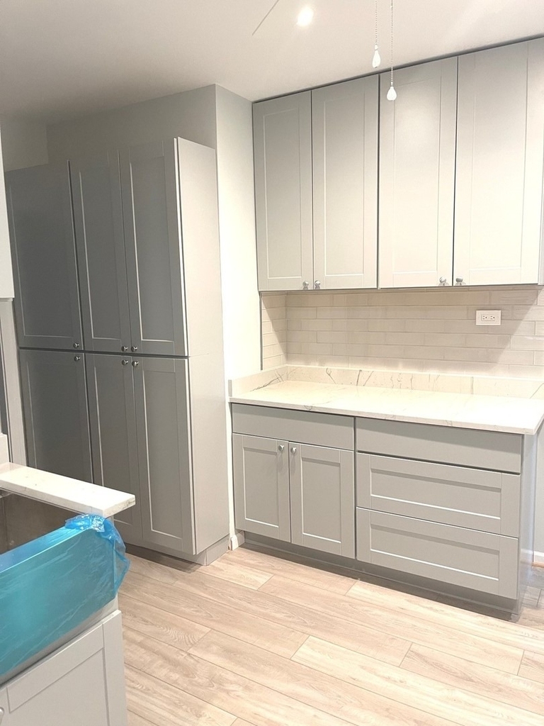 723 Dobson Street - Photo 10