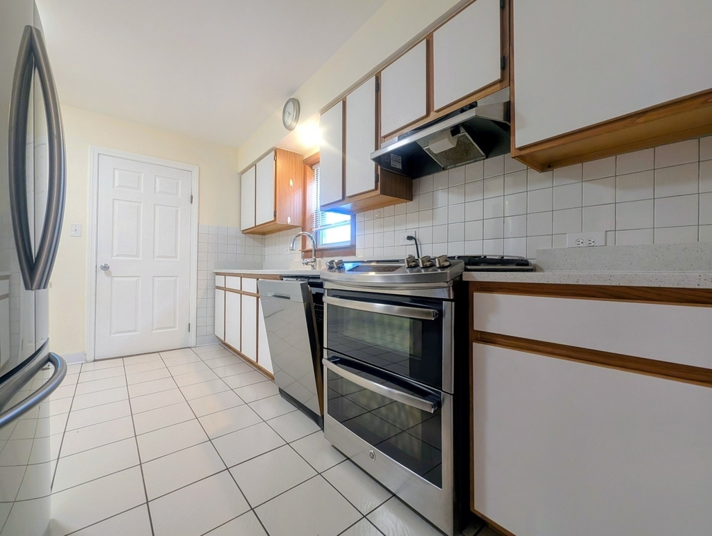 5355 N Central Avenue - Photo 6