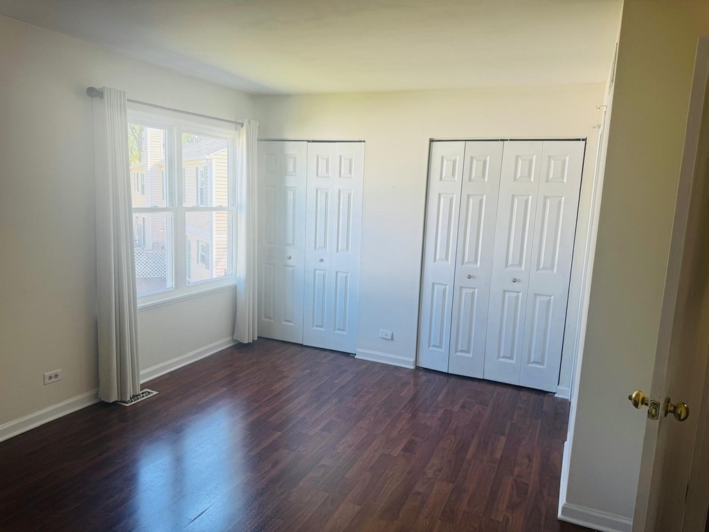 2454 Devonshire Court - Photo 10