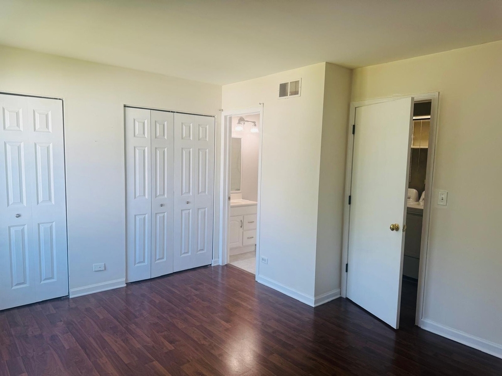 2454 Devonshire Court - Photo 9