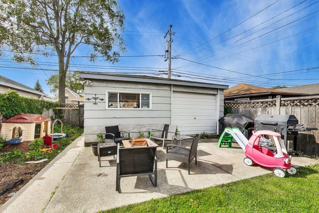4911 W Grace Street - Photo 32
