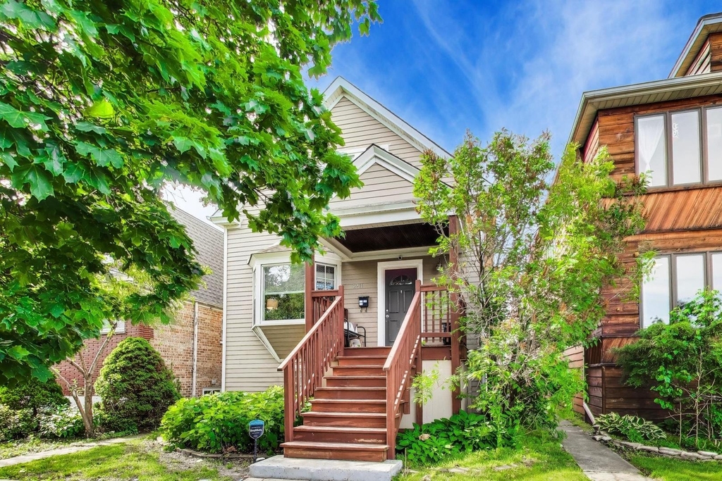 4911 W Grace Street - Photo 1