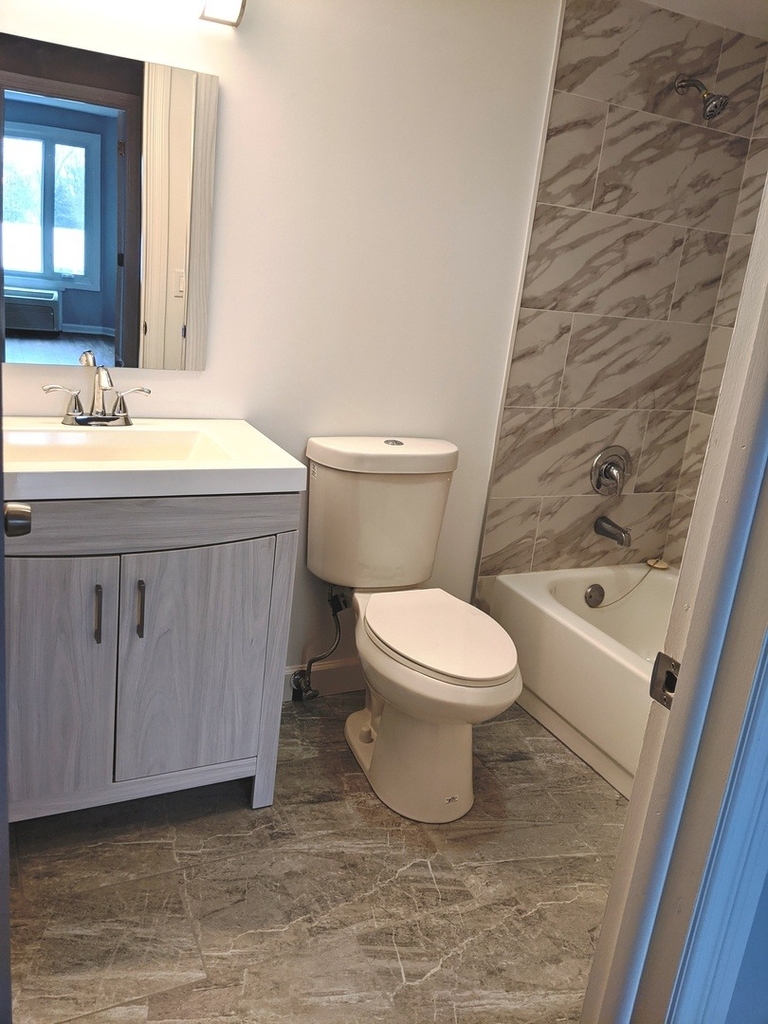 1 Renaissance Place - Photo 6