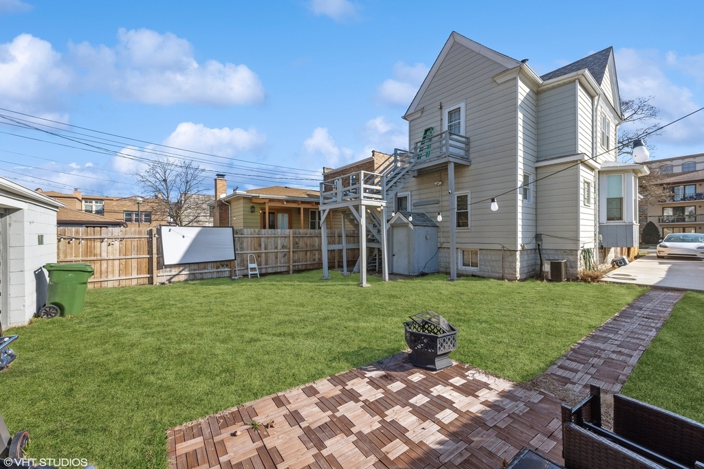9518 S 53rd Avenue - Photo 1