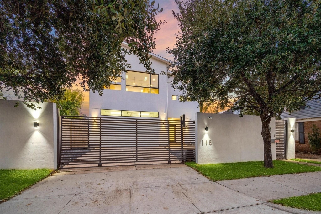 118 Tuam Street - Photo 2