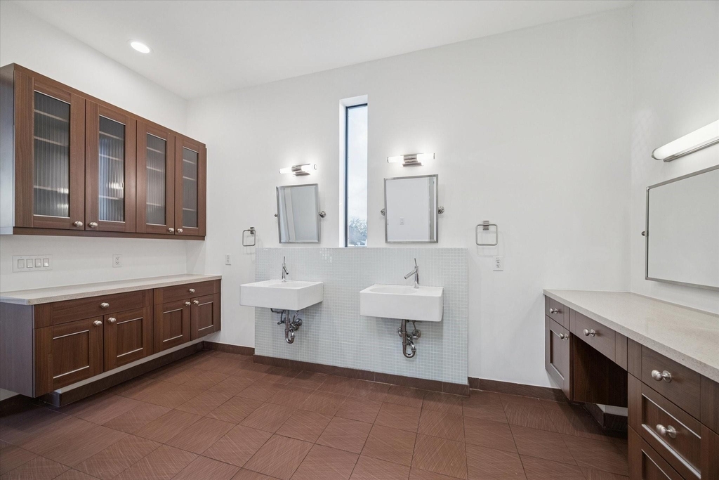 118 Tuam Street - Photo 35