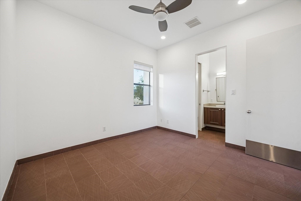 118 Tuam Street - Photo 27