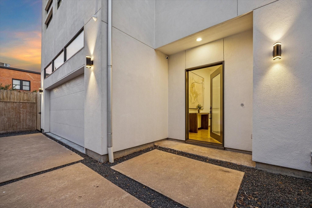 118 Tuam Street - Photo 8