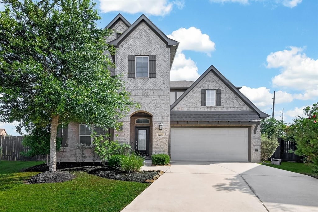 1006 Grey Dusk Court - Photo 1