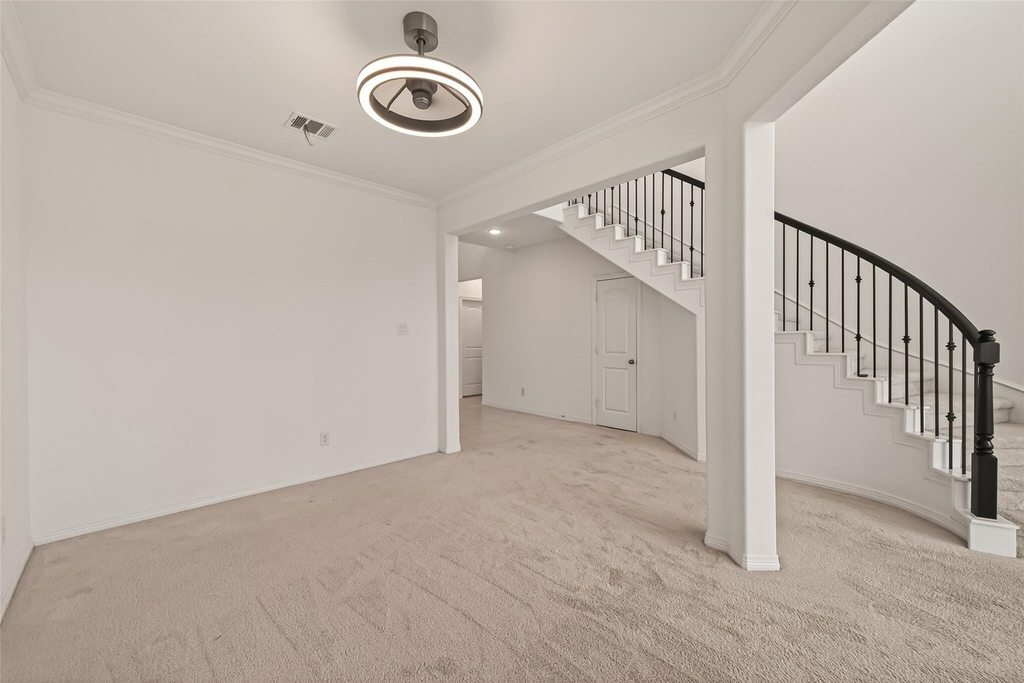 1006 Grey Dusk Court - Photo 7