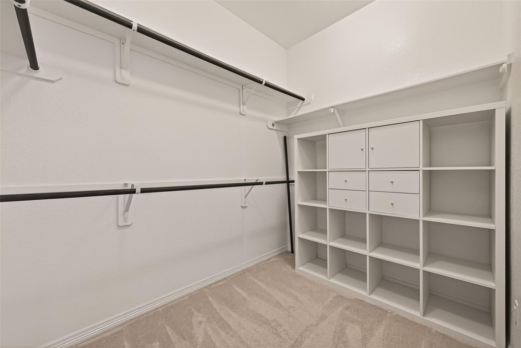 1006 Grey Dusk Court - Photo 32