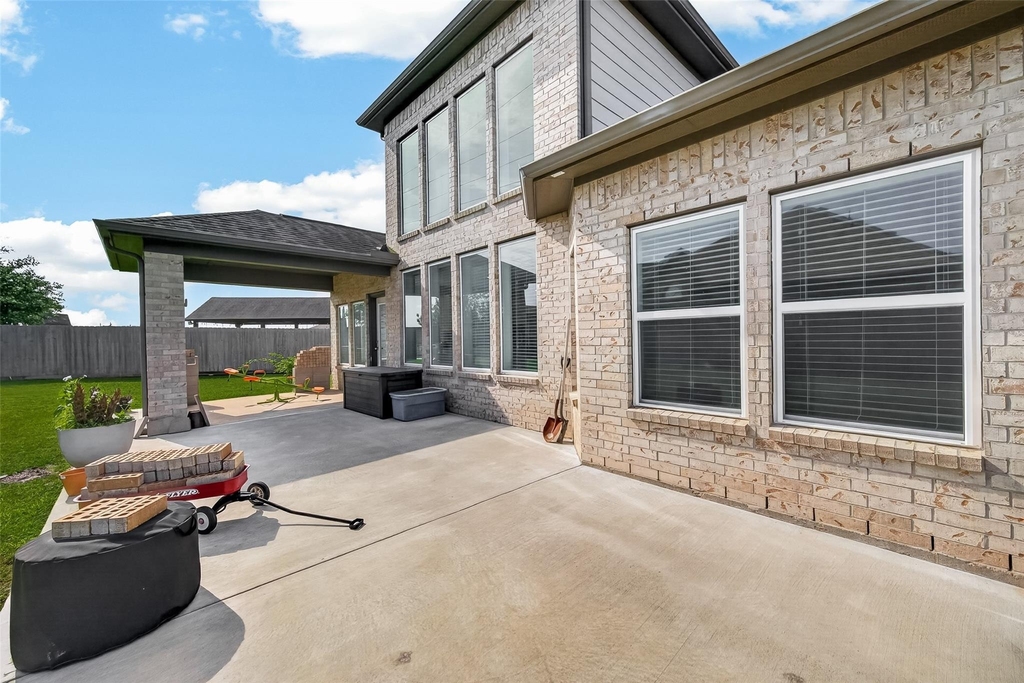1006 Grey Dusk Court - Photo 46