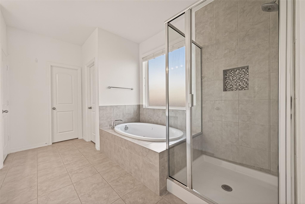 1006 Grey Dusk Court - Photo 29