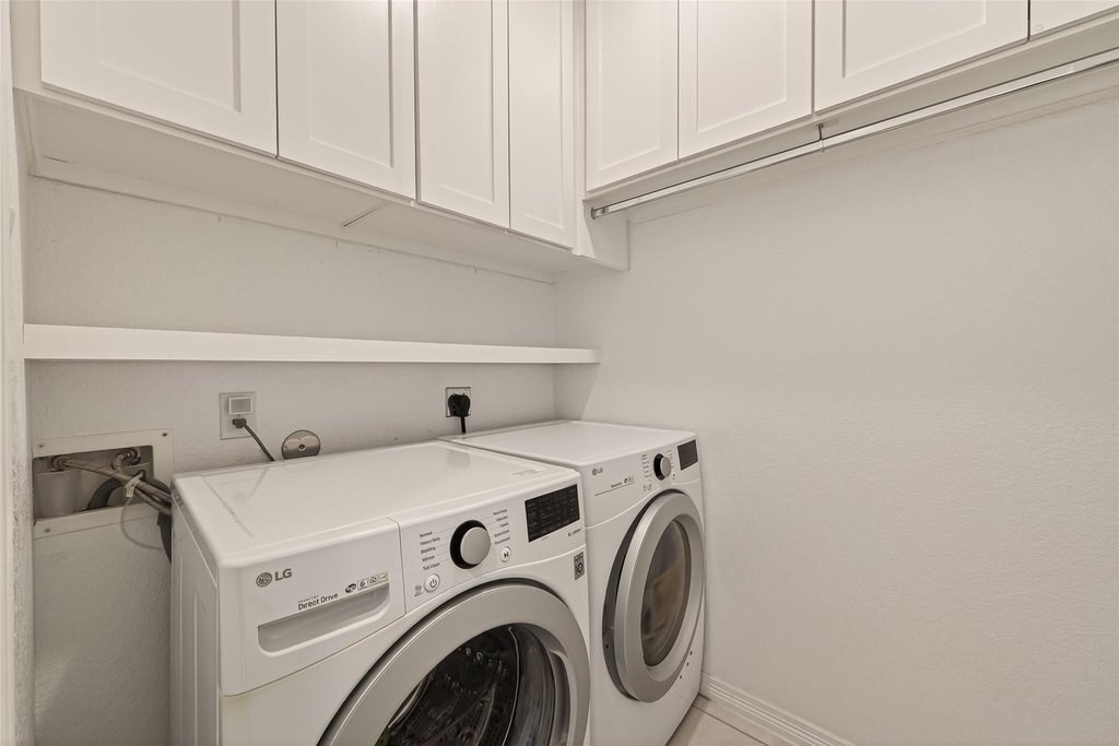 1006 Grey Dusk Court - Photo 20
