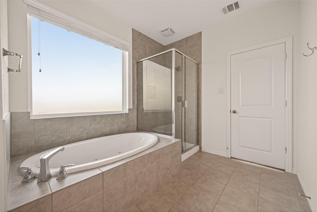 1006 Grey Dusk Court - Photo 31