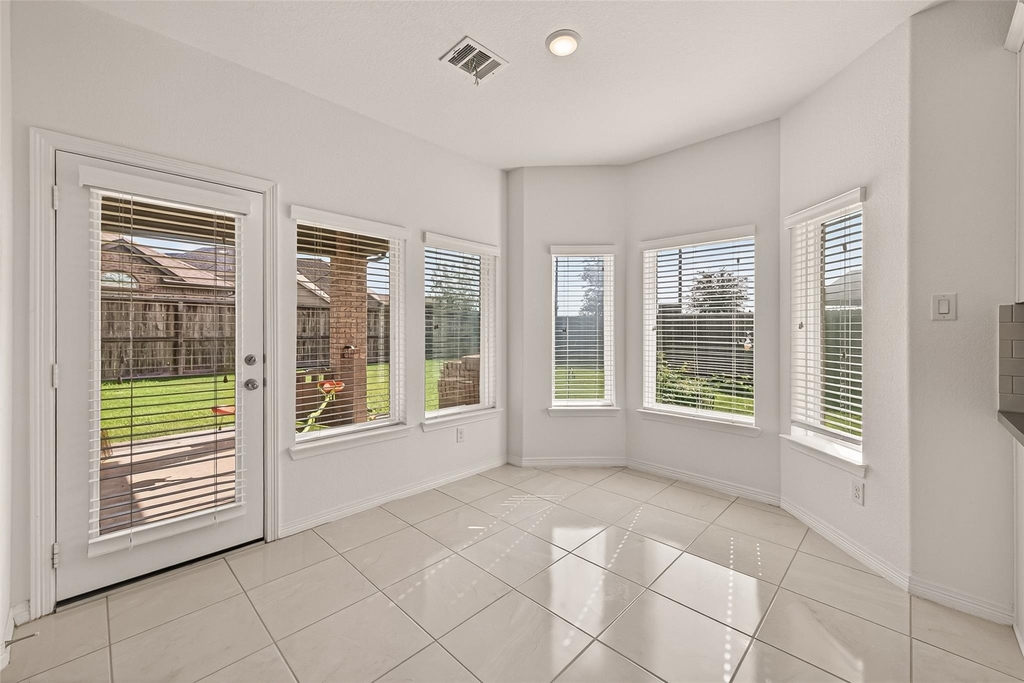 1006 Grey Dusk Court - Photo 19