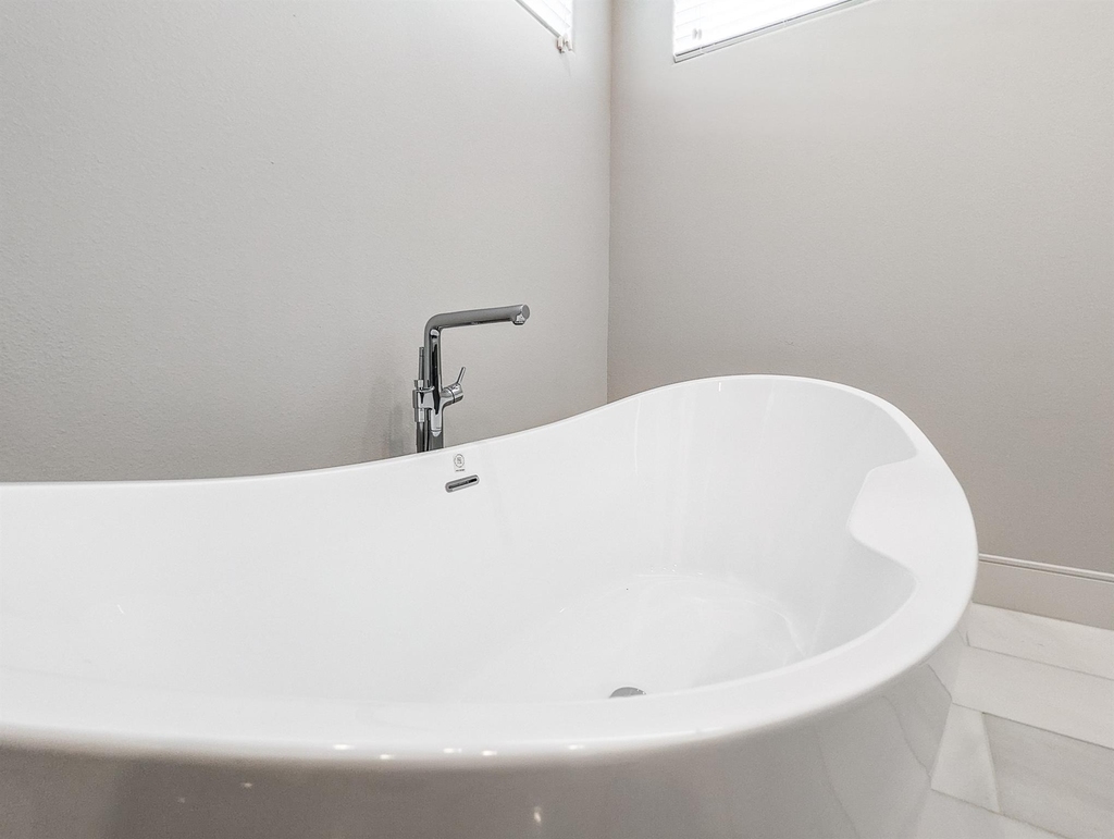 2414 Canal Street - Photo 24