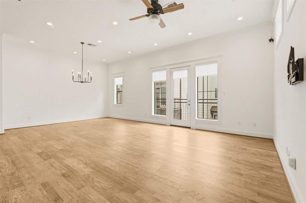 1723 W 14th Street - Photo 7