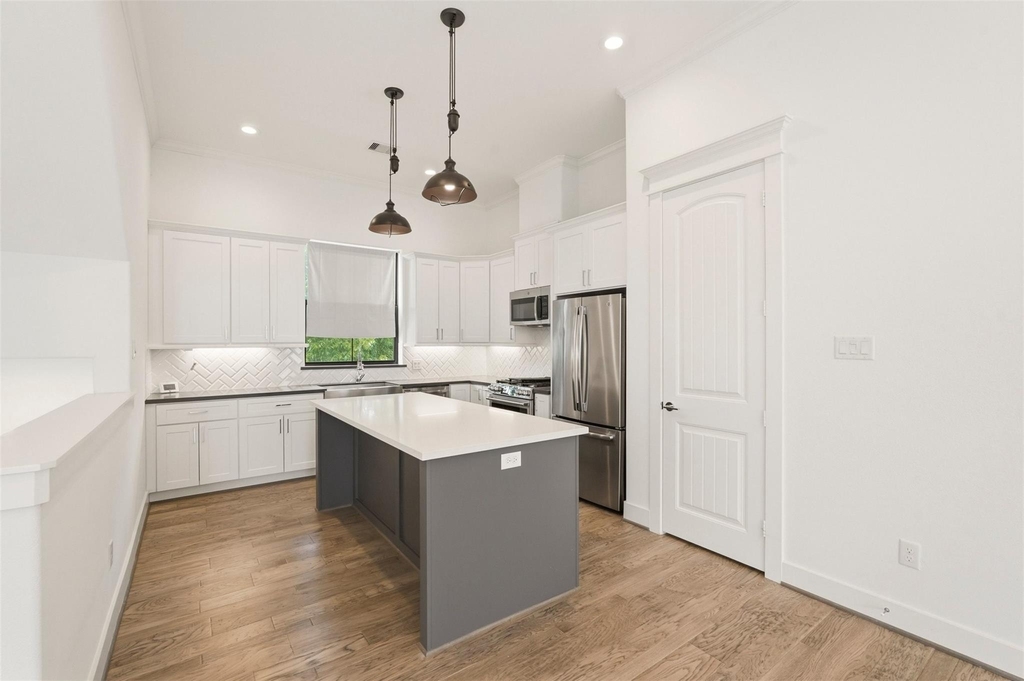 1723 W 14th Street - Photo 12