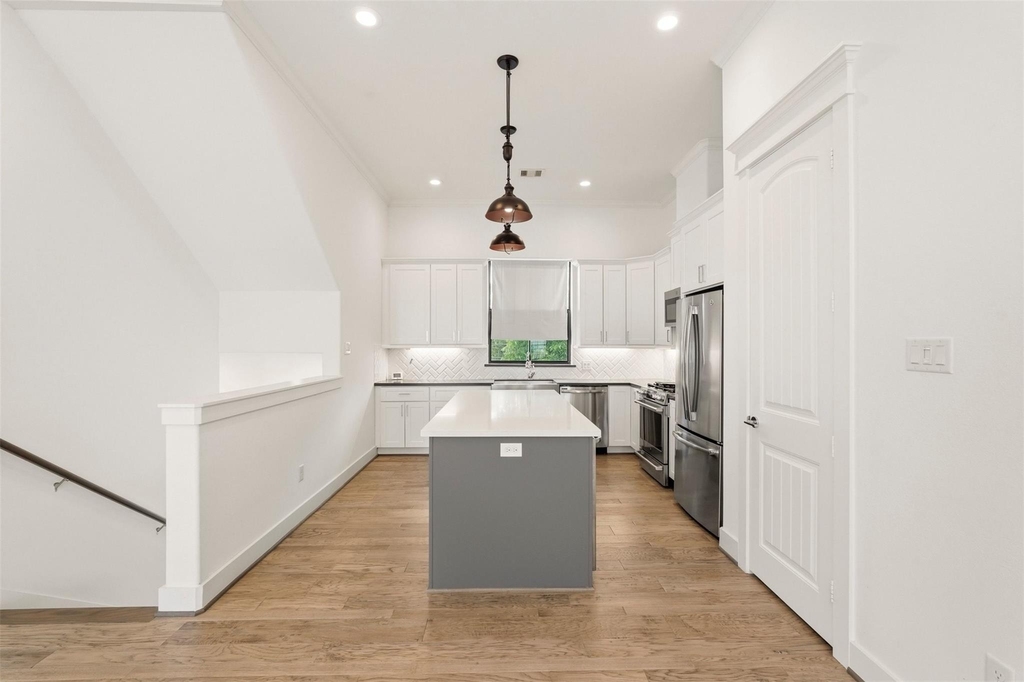 1723 W 14th Street - Photo 13