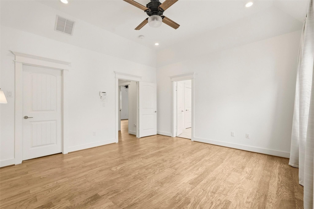 1723 W 14th Street - Photo 22