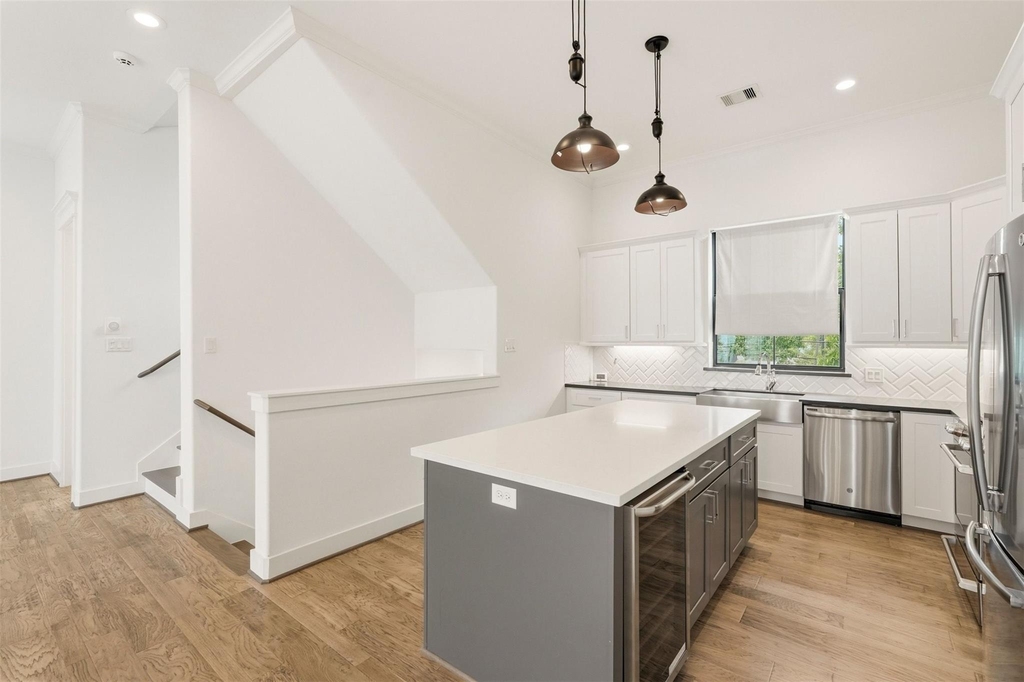 1723 W 14th Street - Photo 14
