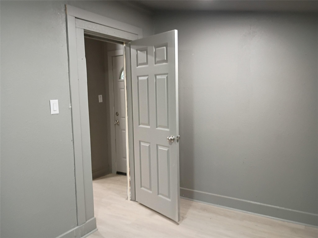 7815 Dayton Street - Photo 19