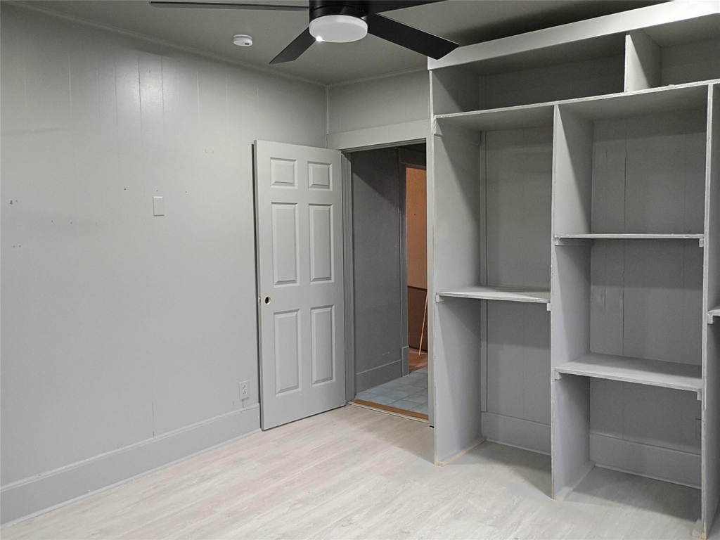 7815 Dayton Street - Photo 11