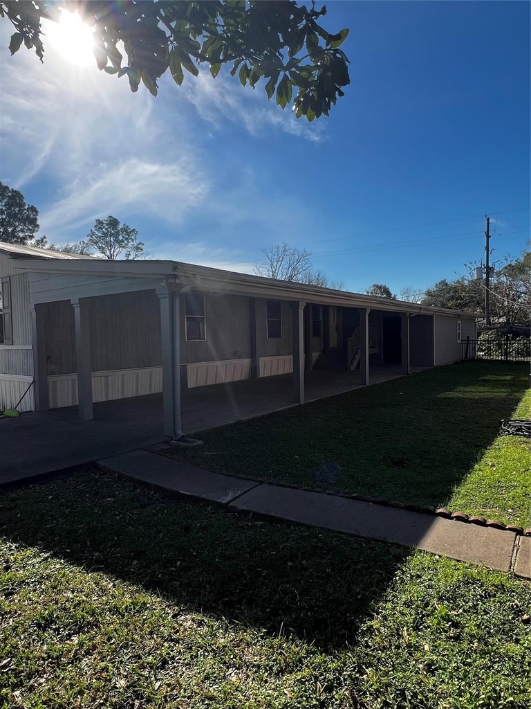 3902 Marzia Avenue - Photo 16