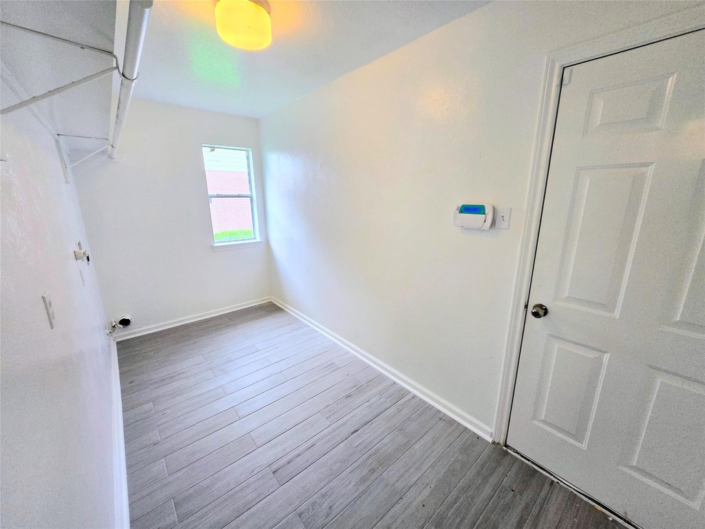 4018 Crystal Lake Circle N - Photo 28